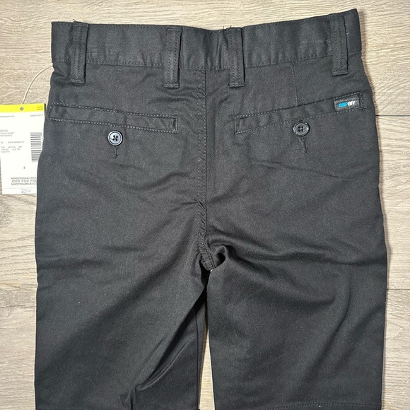 NWT Boy’s Plaid Shorts Trio in Black, Gray, and Tan. Size 8. - Picture 8 of 10